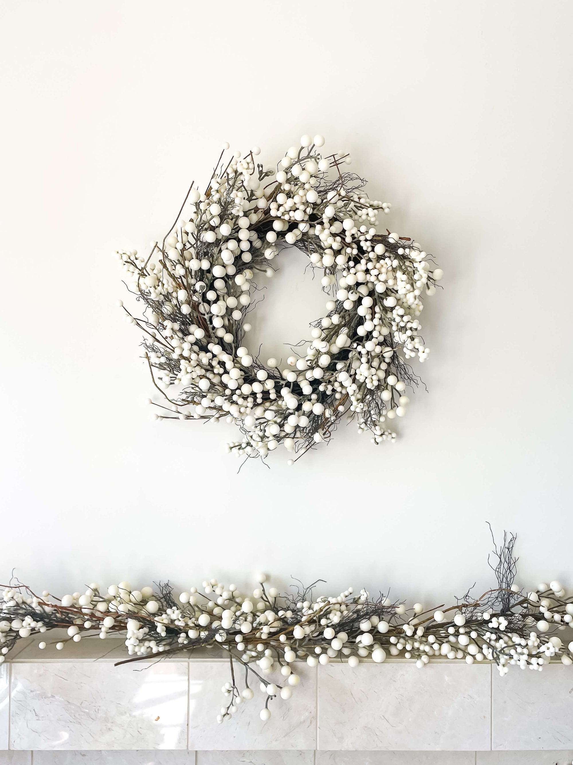 White Berry Wreath 24"