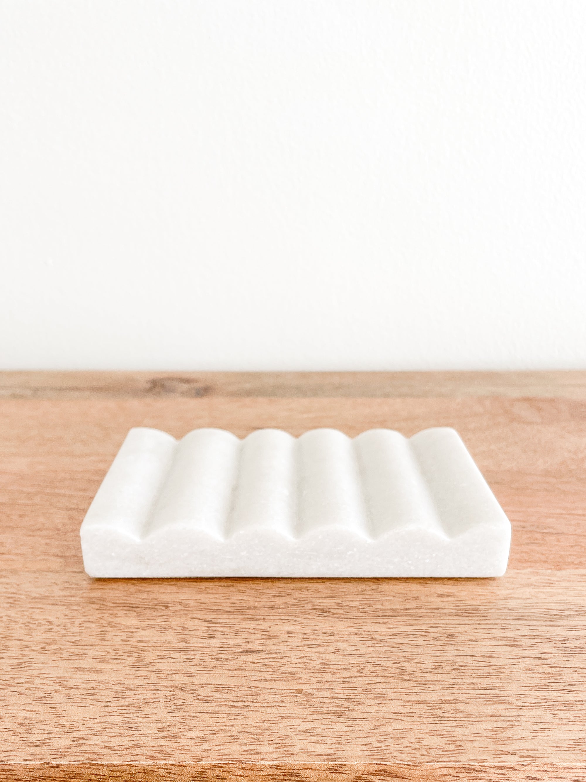 WAVE MARBLE DISH