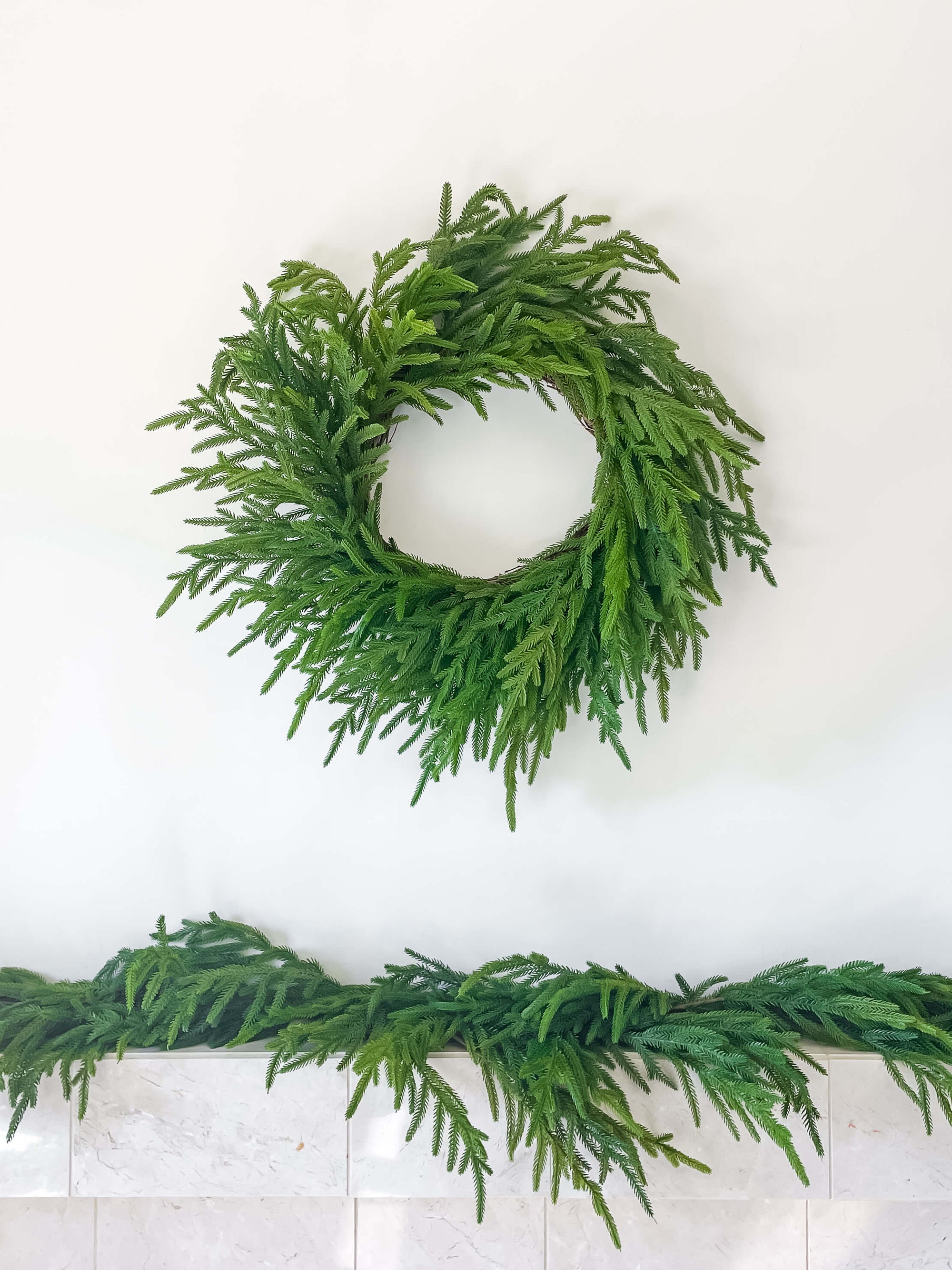 Norfolk Wreath 26&quot;