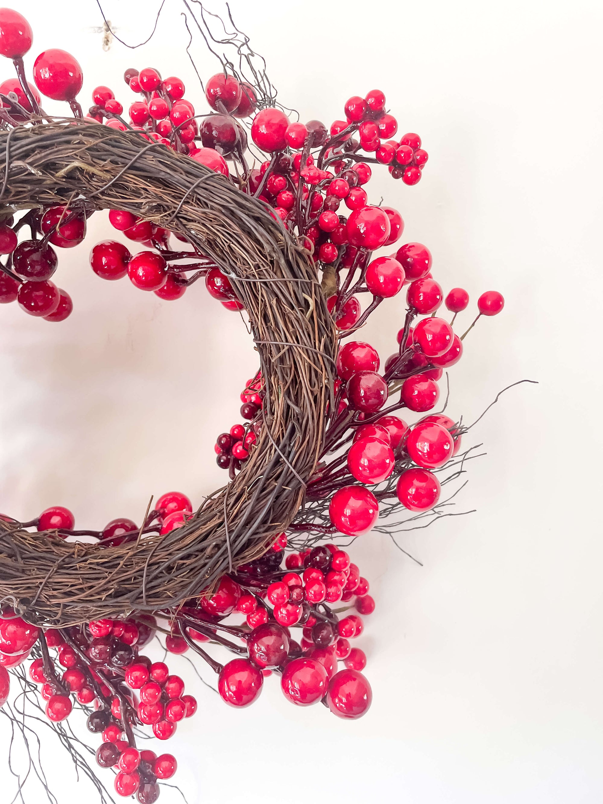 Red Berry Wreath 14&quot;